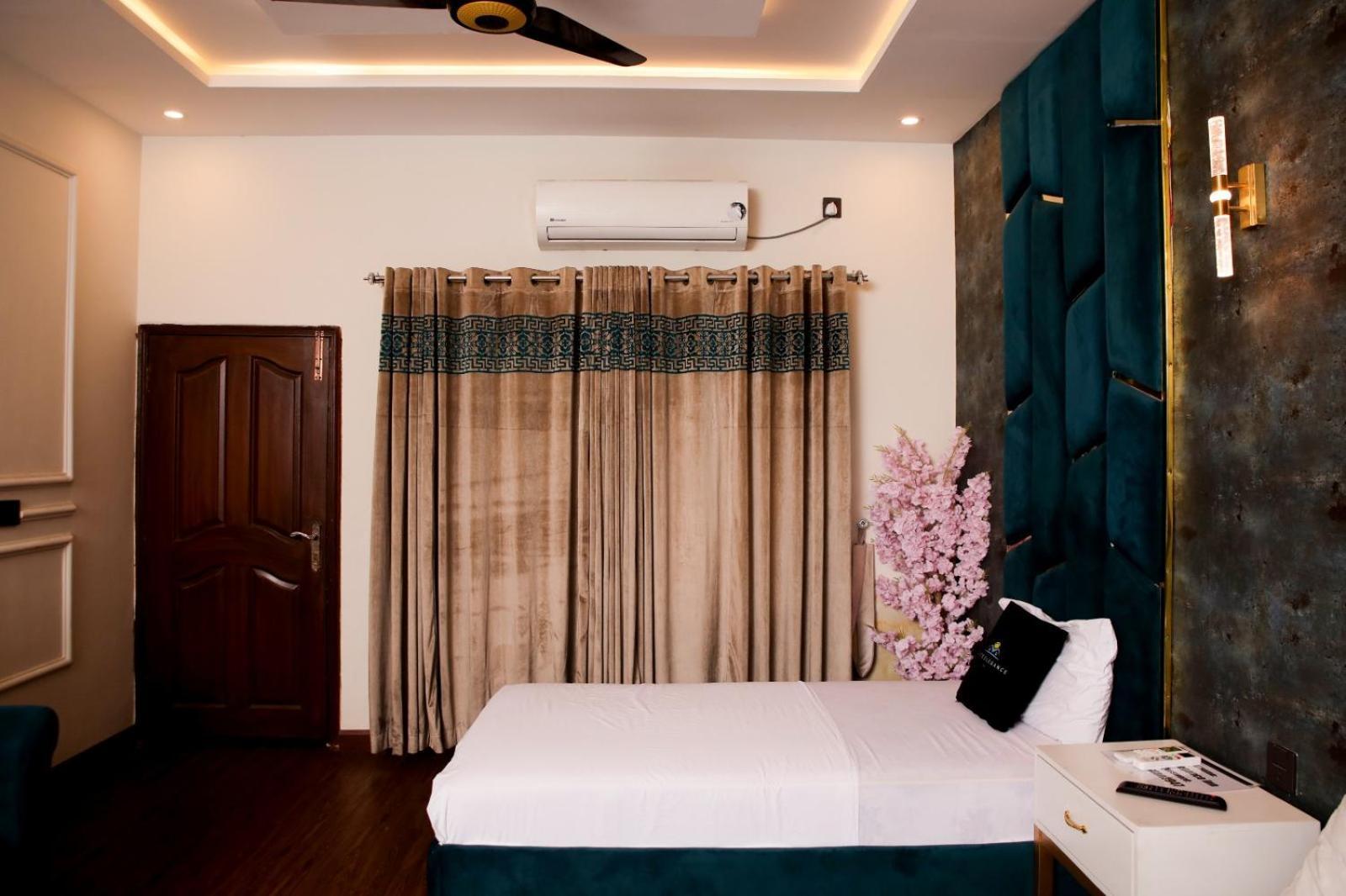 Elite Elegance Inn Isb 이슬라마바드 외부 사진